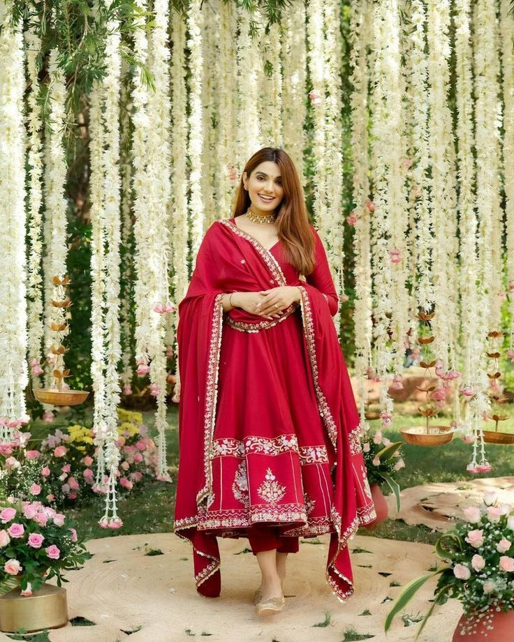 Best Traditional Outfits for Women to Celebrate Karva Chauth in Style