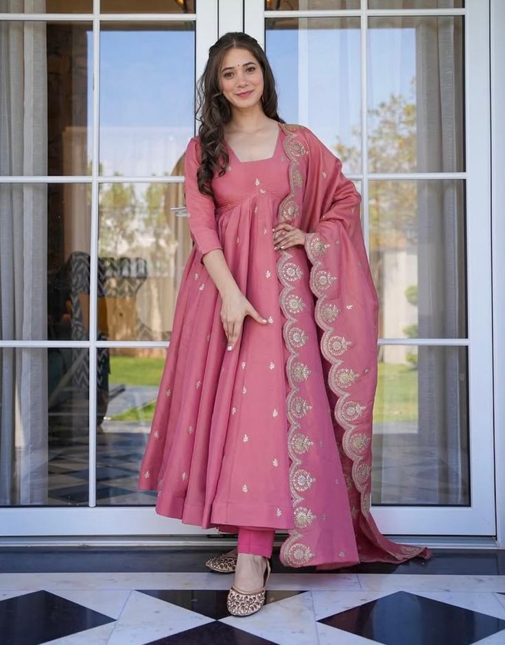Elegant Ethnic Wear for Women to Shine This Karva Chauth