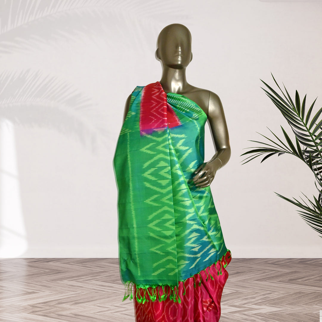 ✨ PURE PATOLA SILK SAREE