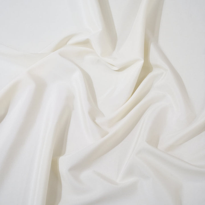 Dyeable 80 Gram Pure Crepe Lycra Fabrics