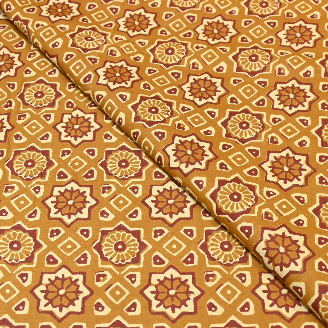 Premium Cotton Printed Fabric – Soft Breathable Designer Cotton Fabric - 000350-R3