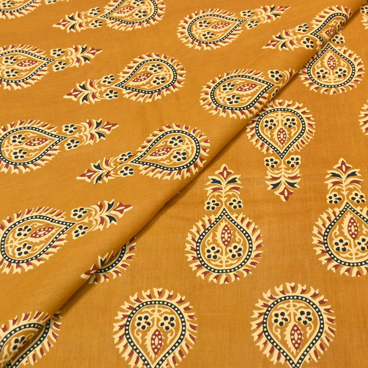 Premium Cotton Printed Fabric – Soft Breathable Designer Cotton Fabric - 000350-R19