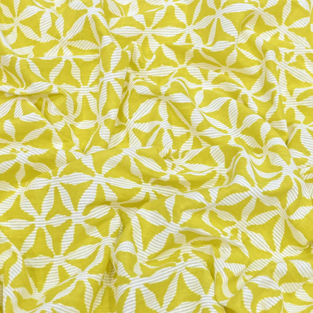 Cotton Print Fabric – Soft Breathable Designer Cotton Fabric S17567-2