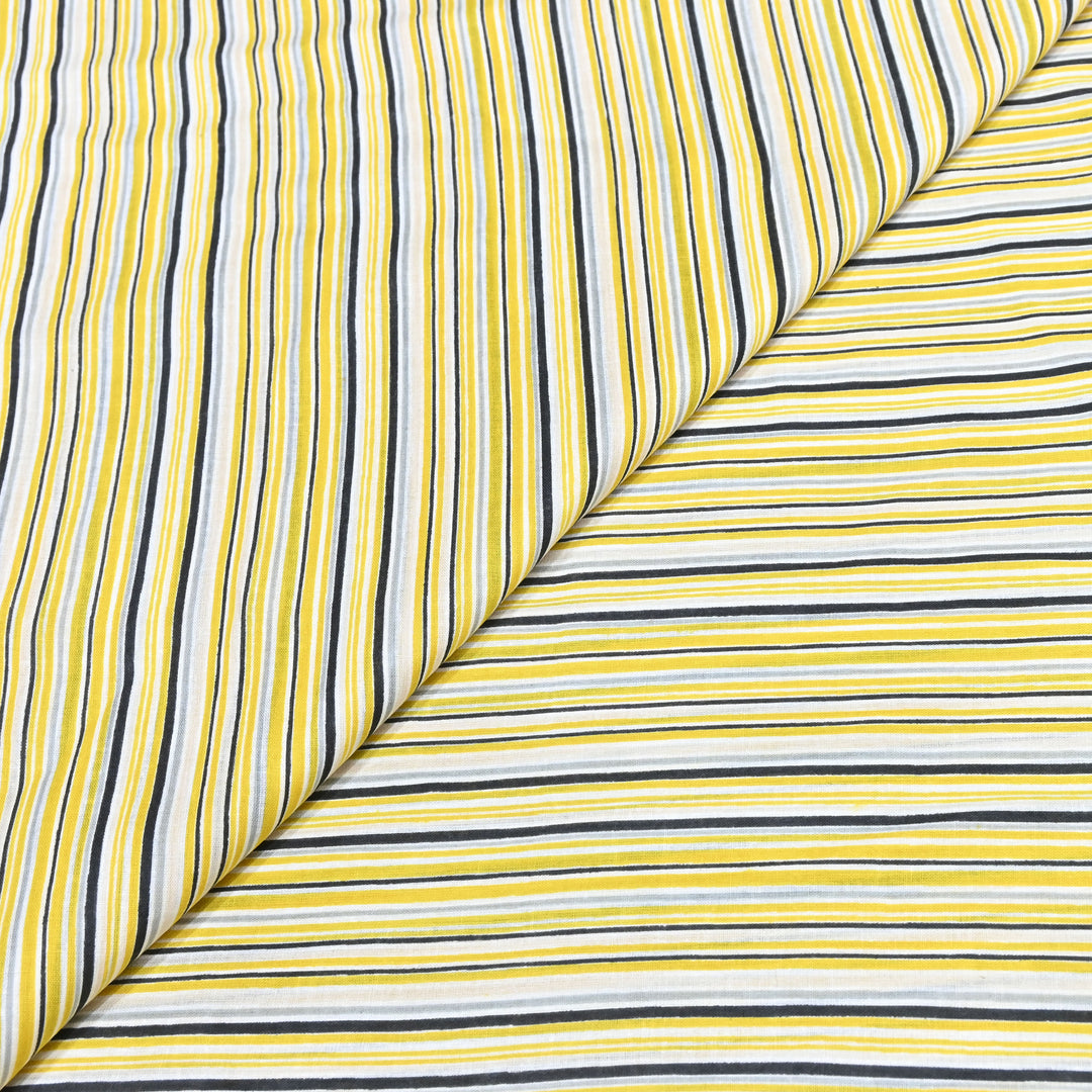 Cotton Print Fabric – Soft Breathable Designer Cotton Fabric S17572