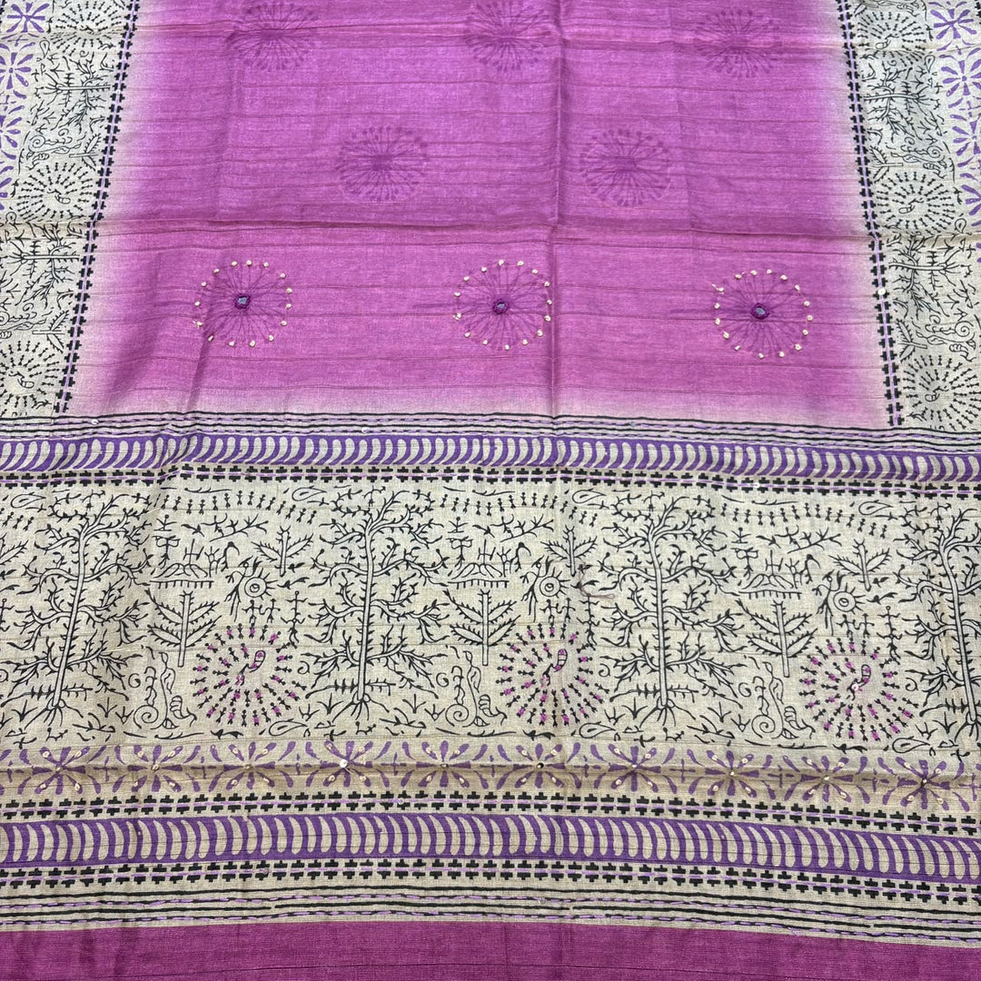 Elevate your ethnic wardrobe with this elegant Tigi Silk - RE0402 -D