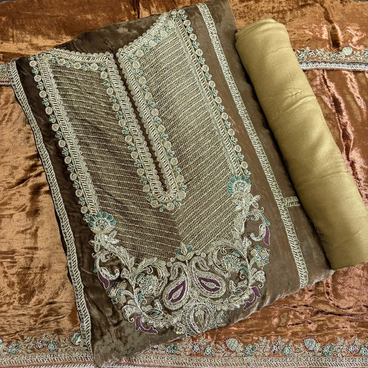 Premium Velvet Unstitched Suit Set-DF3209